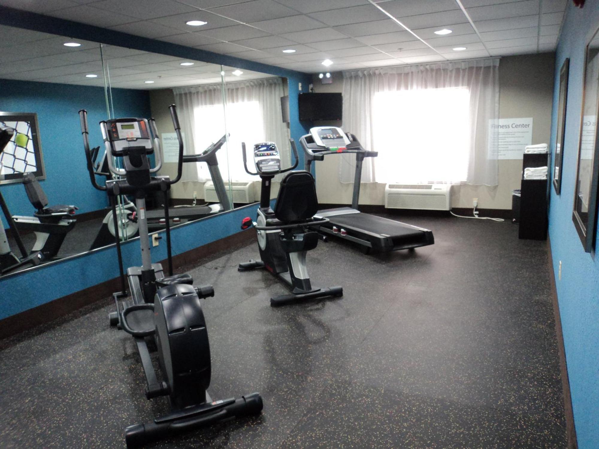 Holiday Inn Express & Suites Roanoke Rapids By Ihg Zewnętrze zdjęcie