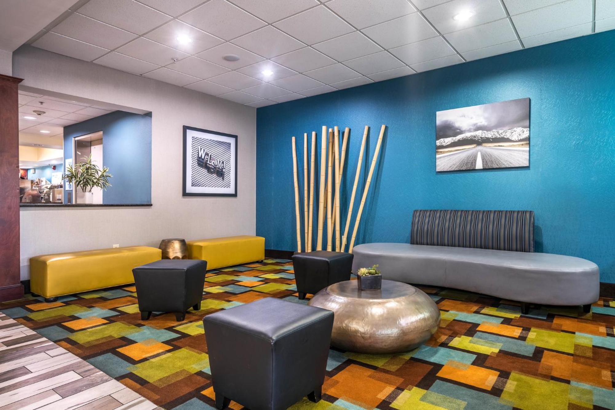 Holiday Inn Express & Suites Roanoke Rapids By Ihg Zewnętrze zdjęcie