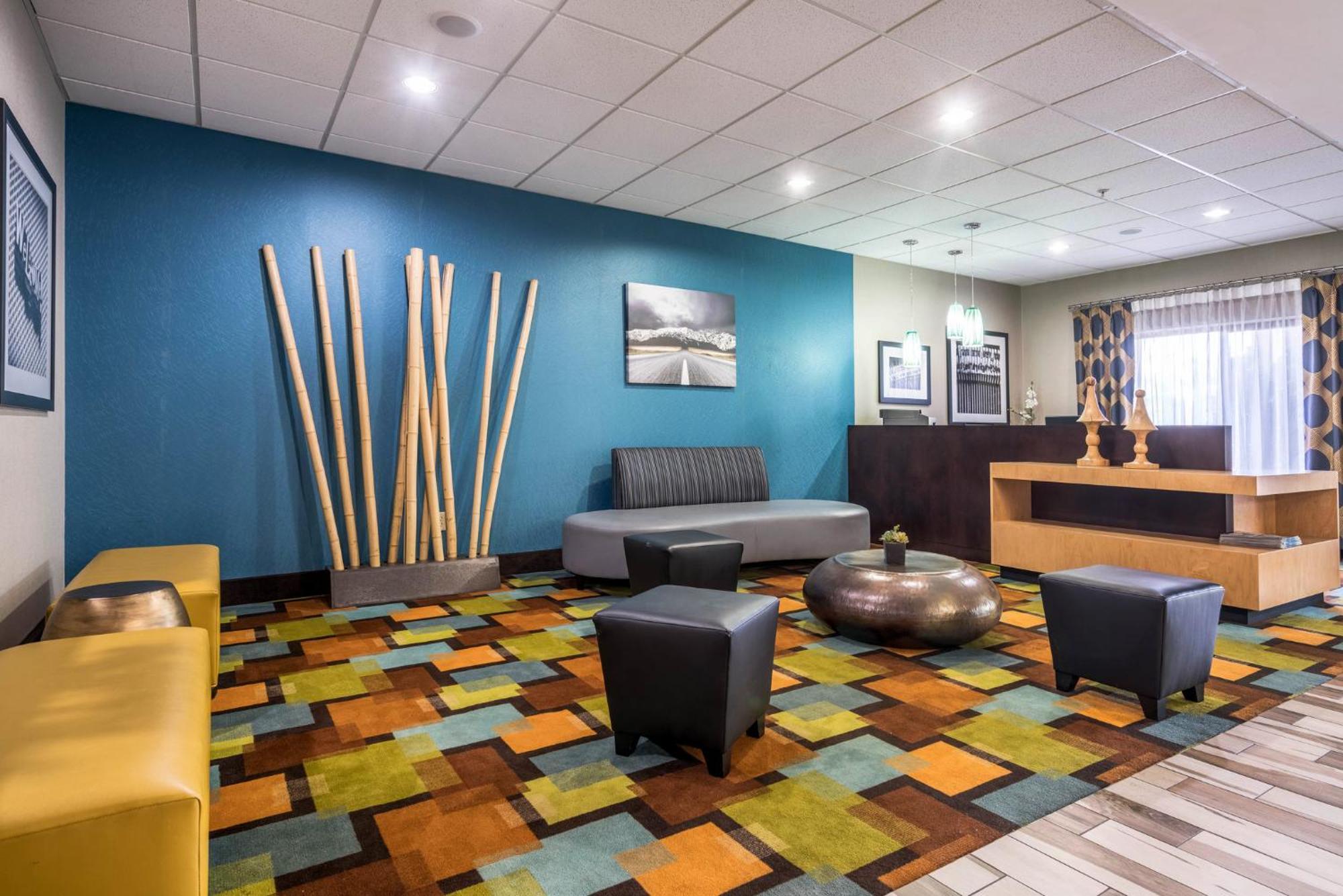 Holiday Inn Express & Suites Roanoke Rapids By Ihg Zewnętrze zdjęcie