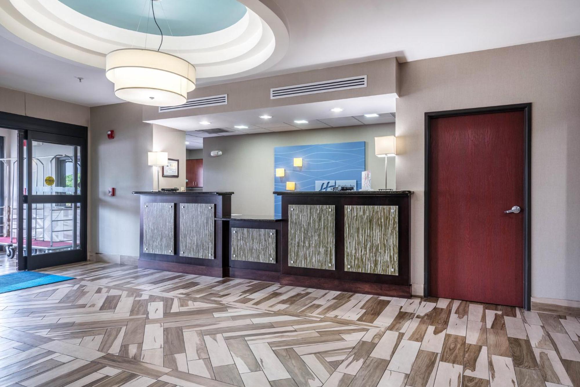 Holiday Inn Express & Suites Roanoke Rapids By Ihg Zewnętrze zdjęcie
