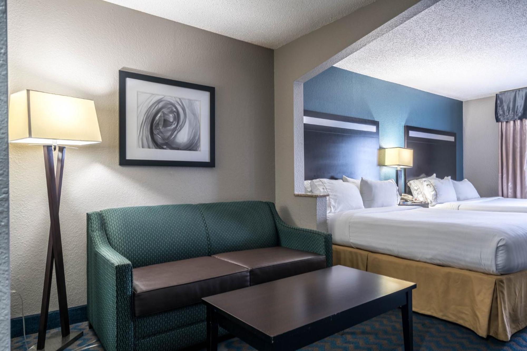 Holiday Inn Express & Suites Roanoke Rapids By Ihg Zewnętrze zdjęcie